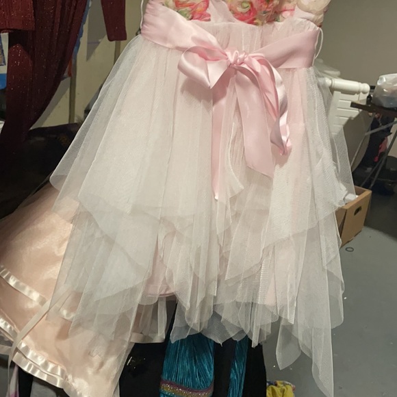 Girls size 5 dress - Picture 6 of 7